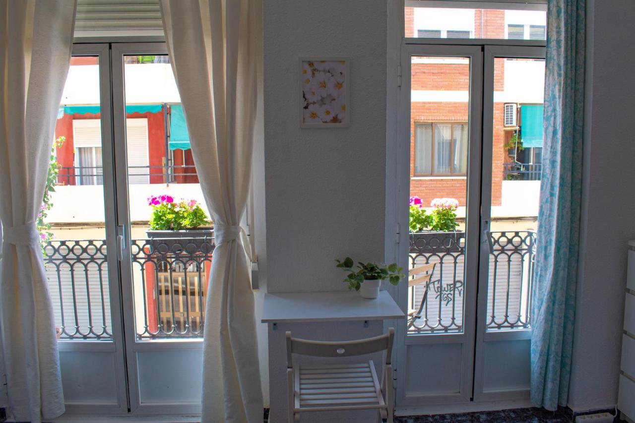 Your Home In Valencia Exterior photo